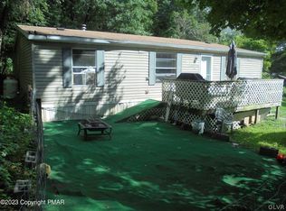 4001 Mountain Vista Rd, Stroudsburg, PA 18360