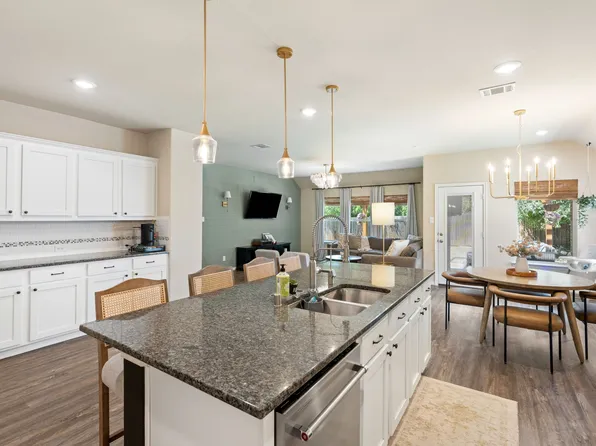 609 Eleanor Dr, Fate, TX 75087