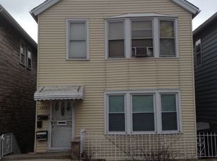 2876 S Throop St, Chicago, IL 60608