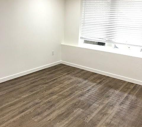 3rd image of 3674 16th St APT 2