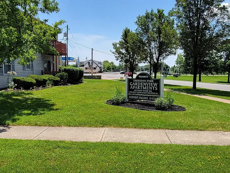 285 E Park Dr — Photo 13