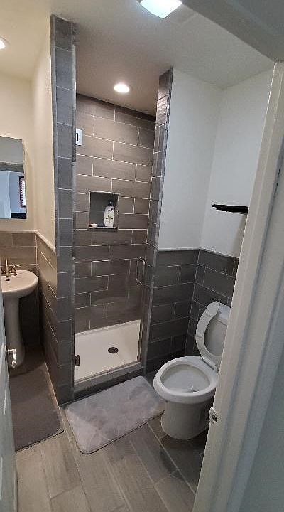 1st image of 6336 Benson St #1-2