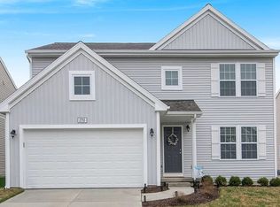 1027 Broken Ridge Dr, Lansing, MI 48917