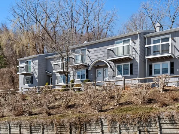 6 Natureview Trail #6, Bethel, CT 06801