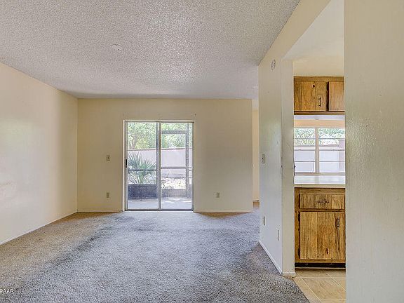 5th image of 421 Banana Cay Dr APT F