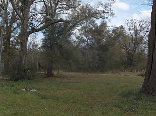 2nd image of 43150 Cypress Rd
