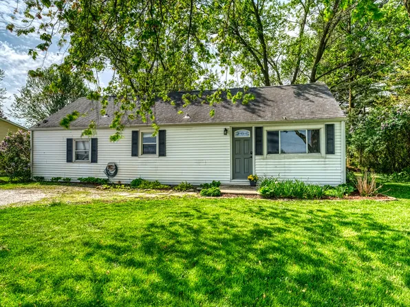 636 W State Road 8, Hebron, IN 46341