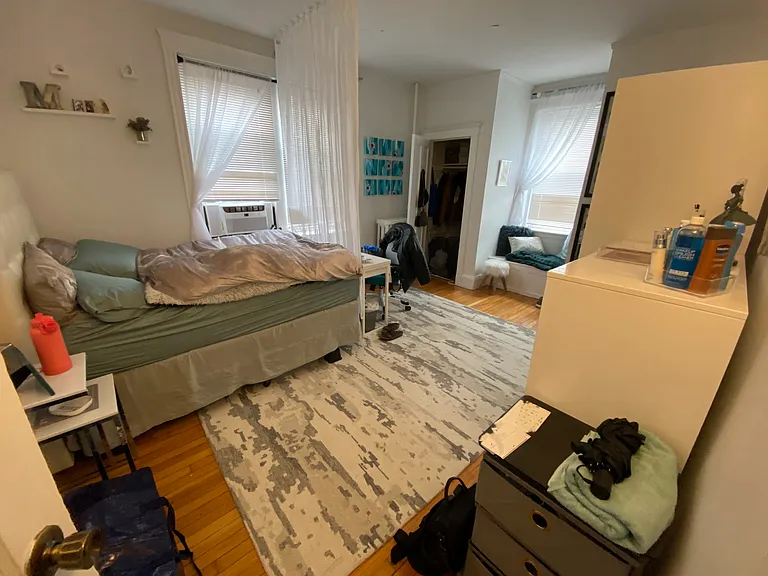 Amory units — Photo 9