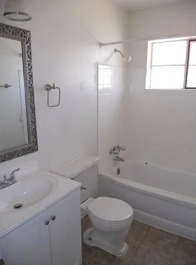 3 bed, 1250 sqft, $1,350 — Photo 4