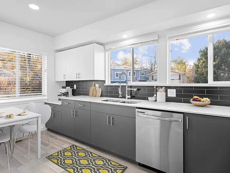 26 W Girard Ave #C — Photo 3