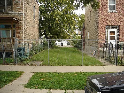 1st image of 3540 W Le Moyne St