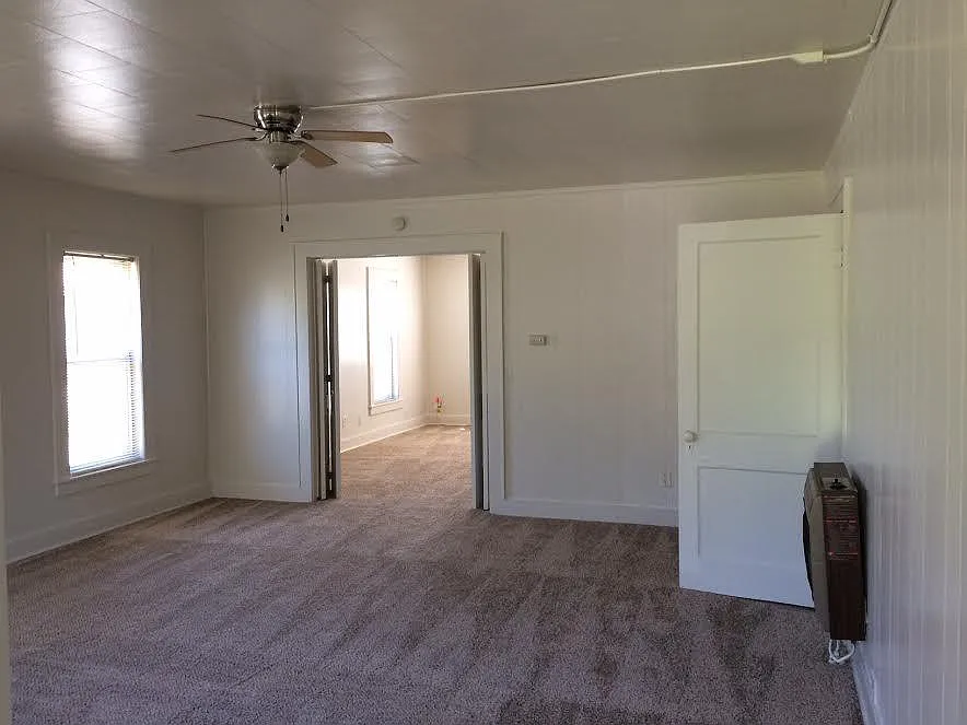 1 bed, 700 sqft, $750 — Photo 3
