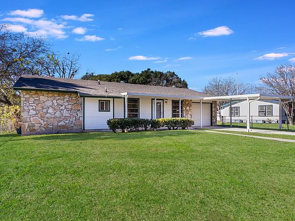 3rd image of 2439 Tucker Dr
