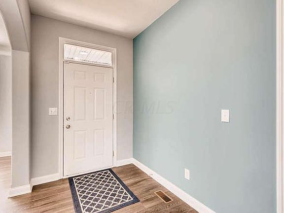 5th image of 325 Ravensdale Pl