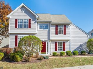 60 Brock Ln, Hackettstown, NJ 07840