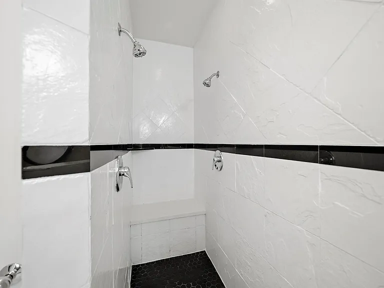 1035 Bonner St #1035 — Photo 24