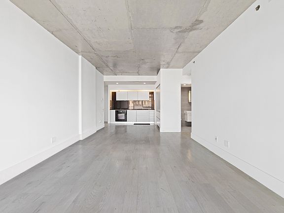 5th image of 115 Norfolk St #502A