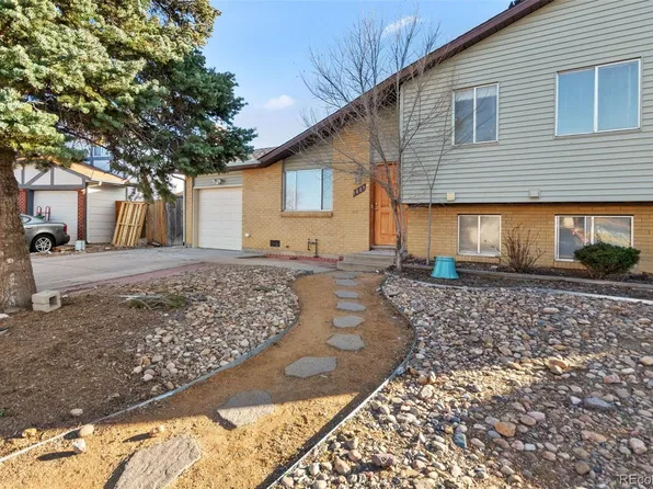1809 S Idalia Street, Aurora, CO 80017