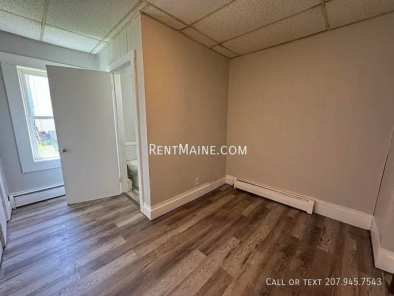 172 College Ave #1 — Photo 10