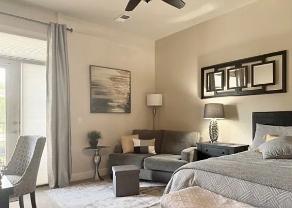 Master suite living area