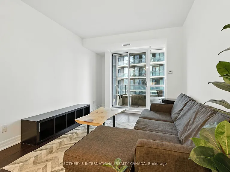 500 Saint Clair Ave W #502 — Photo 5