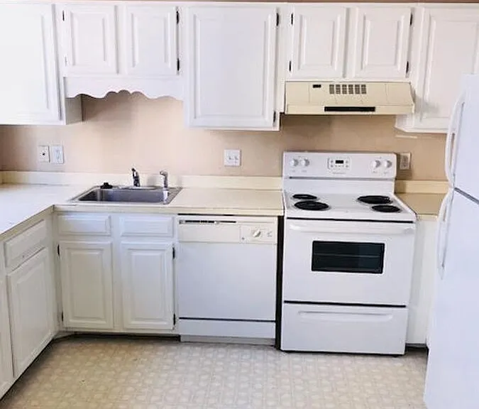 75 Society St #1 — Photo 9