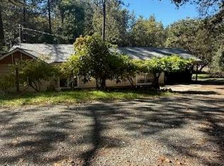 18300 Burgen Dr, Applegate, CA 95703