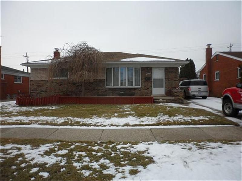 1st image of 28164 Besmore Dr