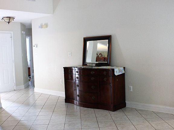 5th image of 347 Brookwood Blvd