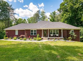 7698 Greenbrier Rd NE, Georgetown, IN 47122