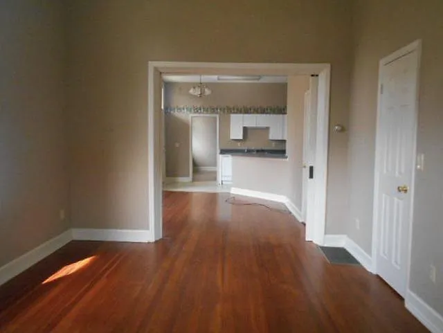 1320 15th Ave S #1 — Photo 1