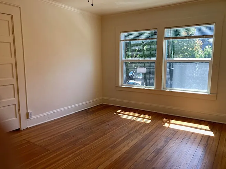 Margaret Anne Apartments — Photo 2