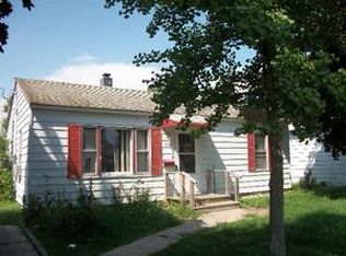 394 1st St N, Oscoda, MI 48750