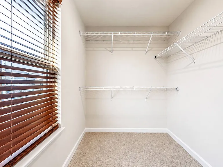 133 Capeside Ct — Photo 9