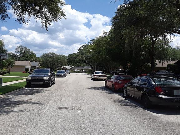 5th image of 247 Fallen Palm Dr