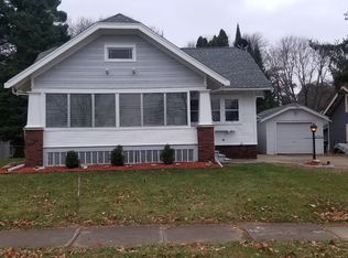 2309 Upland Dr SE, Cedar Rapids, IA 52403