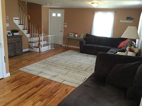 3rd image of 51 Delia Walker Ave