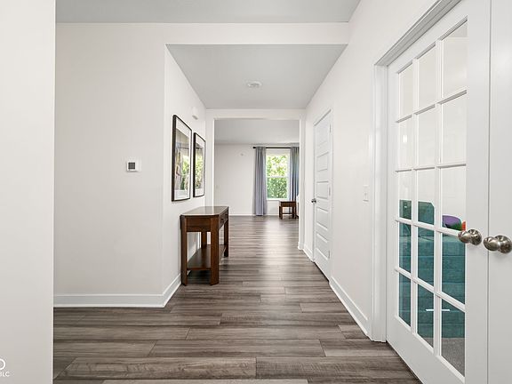 5th image of 3838 Kensington Dr