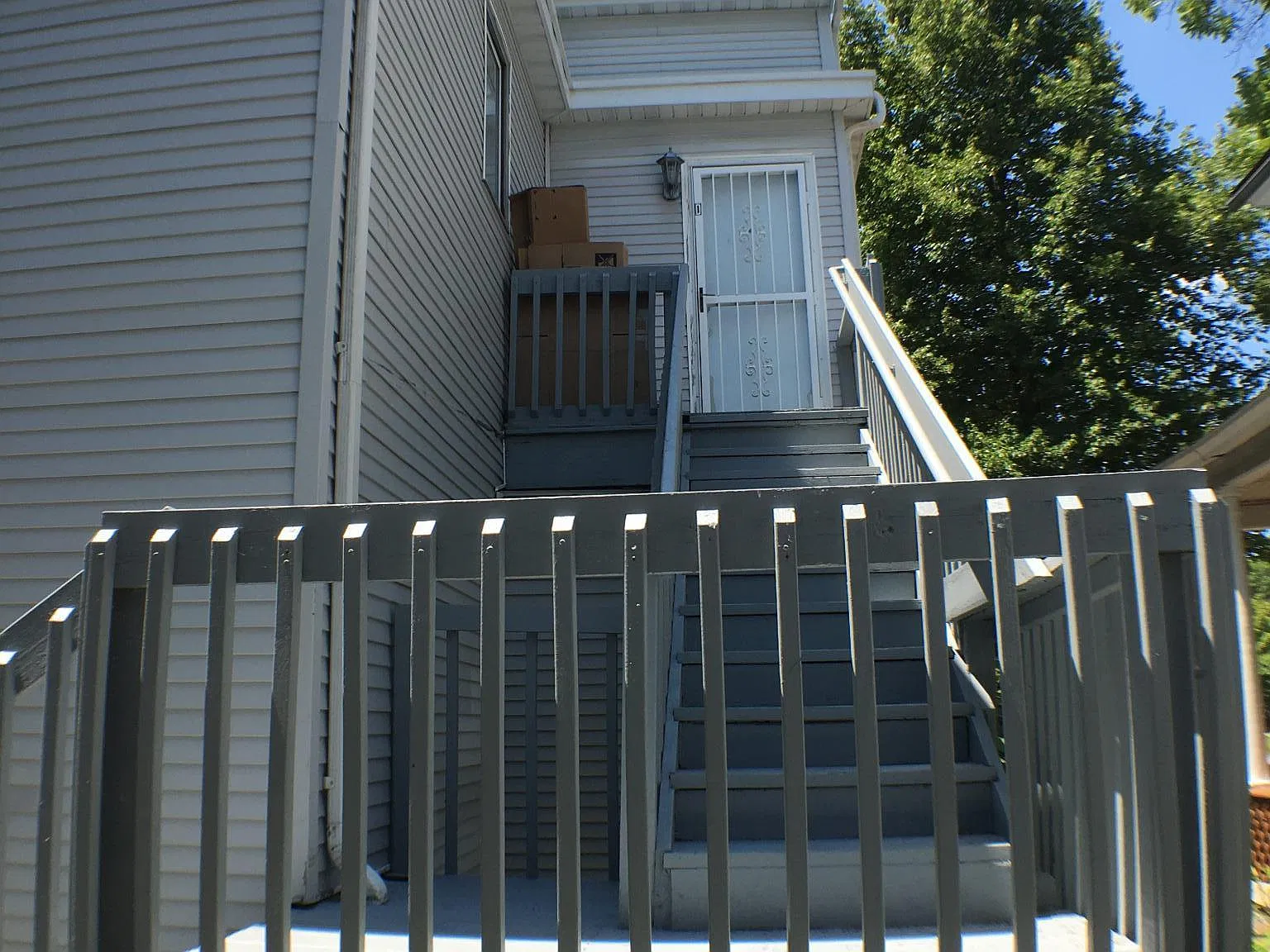 Studio, 303 sqft, $733 — Photo 2