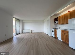 7501 Democracy Blvd APT B432, Bethesda, MD 20817