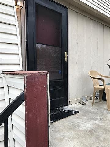 2nd image of 2201 E 67th St Unit 2804