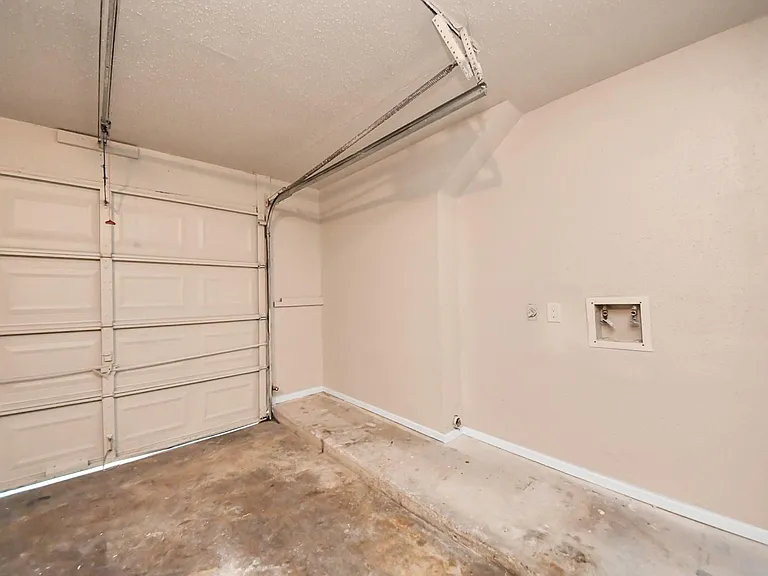 16618 Lonesome Quail Dr — Photo 34