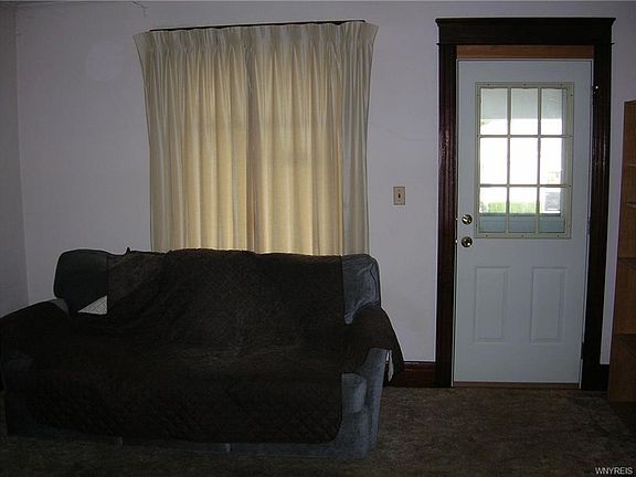 3rd image of 15 Eckerson Ave