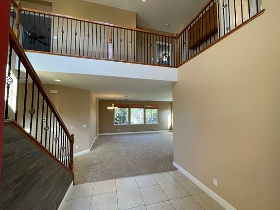 3394 Silverwood St. Escalon