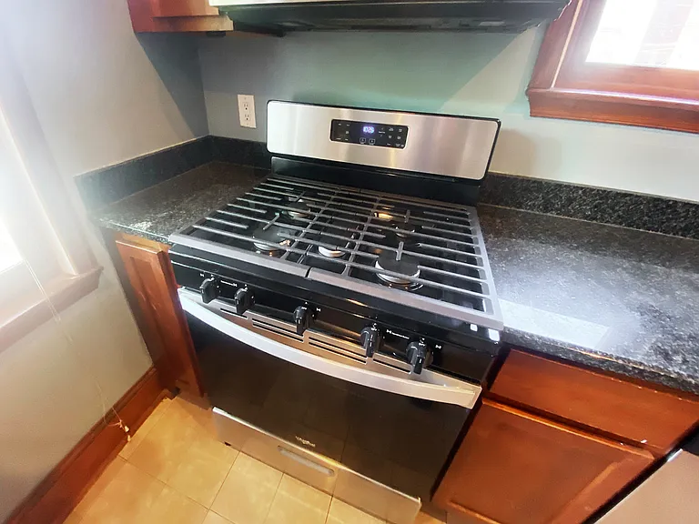 1460 Fuller St NW #A — Photo 16