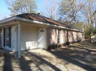 504 N Opothleohola St, Wetumpka, AL 36092