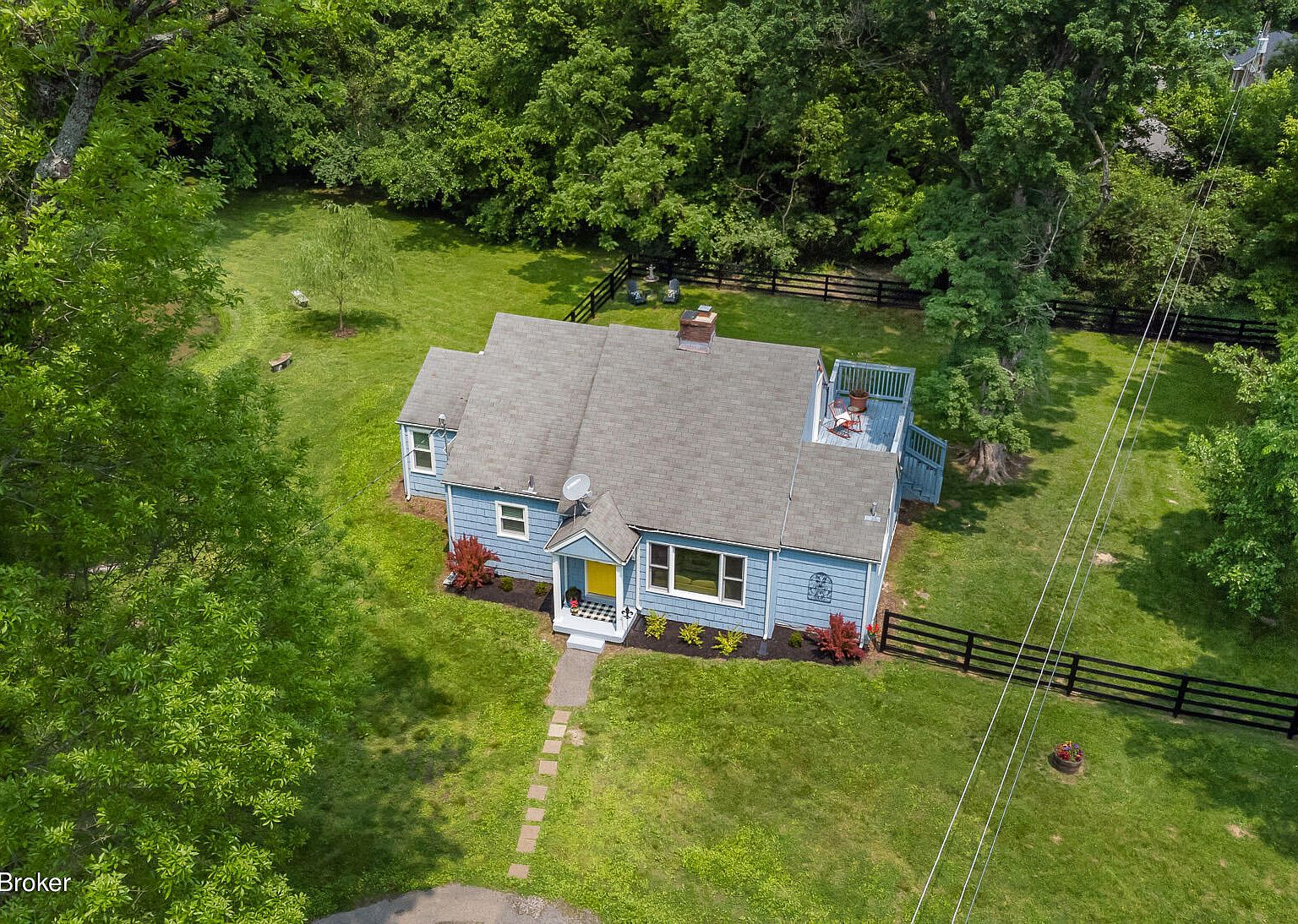 219 Wood Rd, Lyndon, KY 40222 Zillow