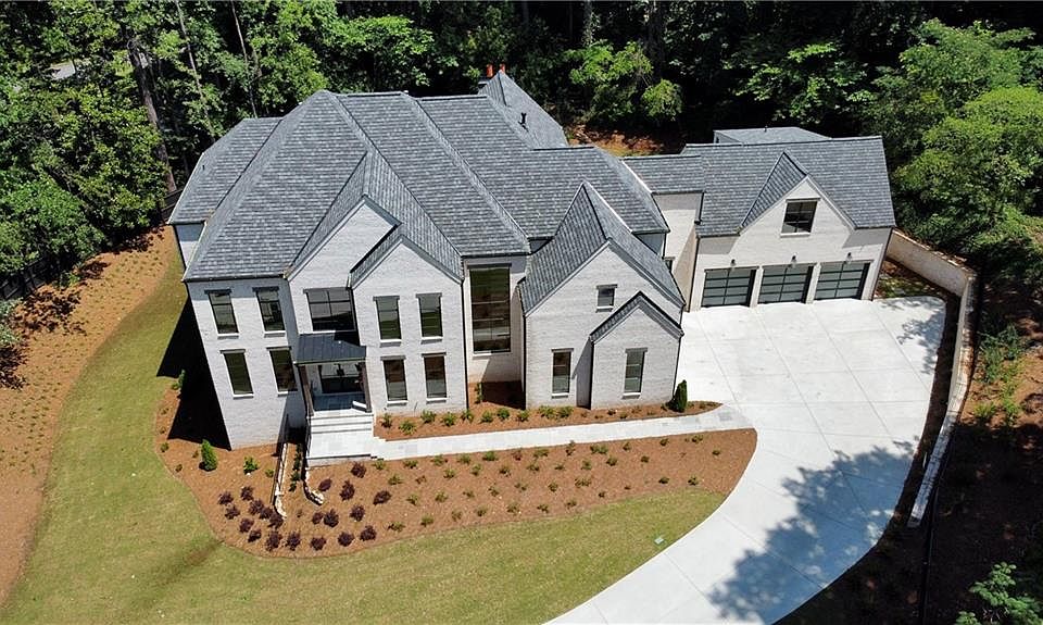 524 Carol Way, Sandy Springs, GA 30327 | MLS #7240179 | Zillow