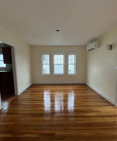 3-5 Grenville Rd #1 — Photo 6