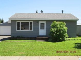 15 Edwards Dr, Silver Bay, MN 55614